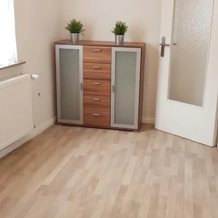Racewerk Motorhome Panzió *